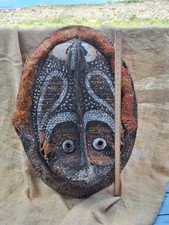 Paupa New Guinea Giant Yam Gable Mask