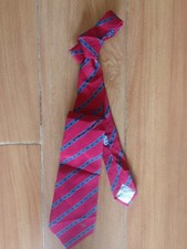 Gucci Silk Tie Made In Italy .58 Inches