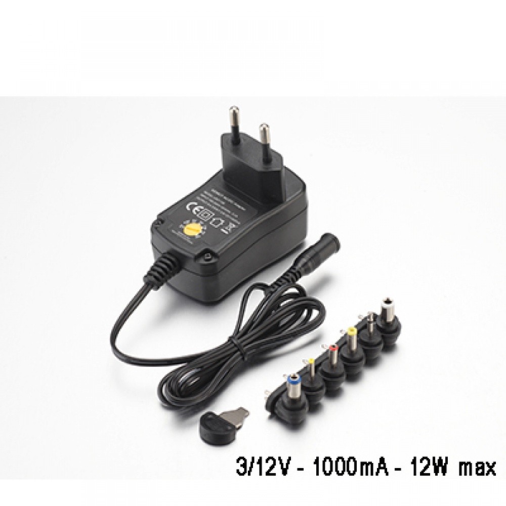 Recensione Alimentatore Universale 3-12V 12W 1A: Il Salvavita Elettronico