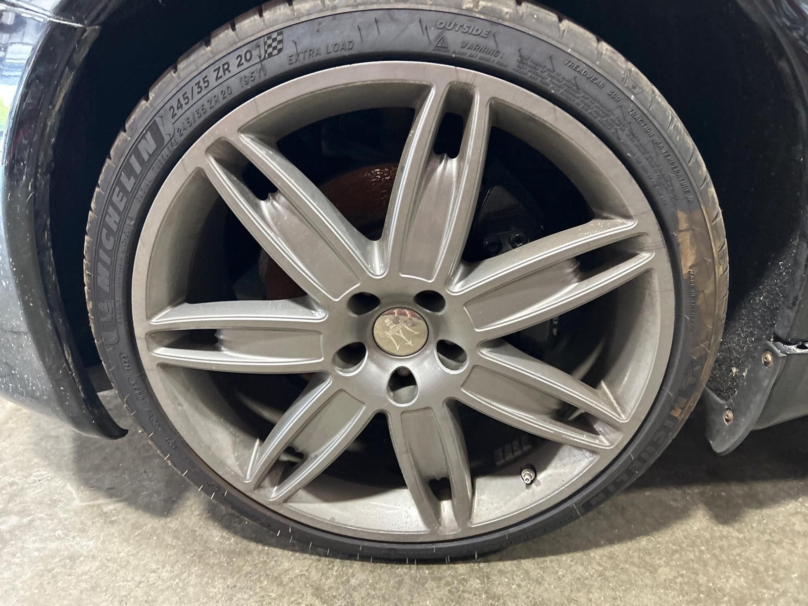 2009 Maserati Quattroporte Wheel Rim 20x8.5 Alloy 7 Spoke FRONT OEM 670010622
