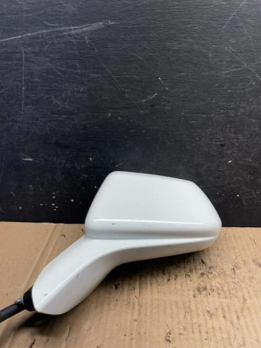 2016 to 2019 Chevrolet Camaro Left Driver LH Door View Mirror OEM S4841 DG