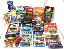 Vintage Lot Of 25 Assorted Hot Wheels Matchbox Diecast Cars