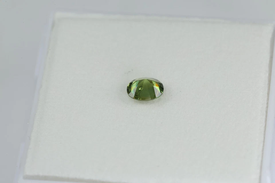 0.52 CT Oval demantoid garnet from Russia - Image 3 of 3