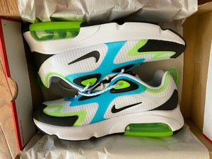 Para hombres Nike Air Max 200 Zapatos informales se CJ0575 Talla 10  totalmente nuevo de nosotros | eBay