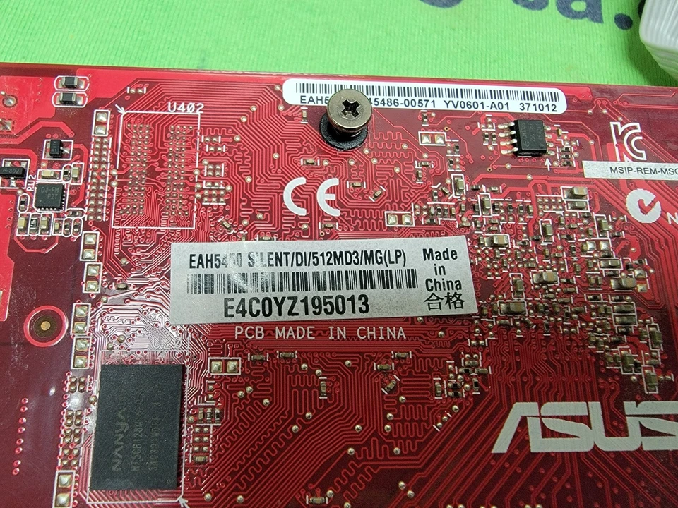 AMD Radeon HD 5450 ASUS ATI Radeon EAH5450 1GB GDDR3 PCIe x16 Video Card LP - Image 3 of 3