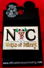 Disney World of Disney pin New York City Santa Mickey Mouse NYC Logo