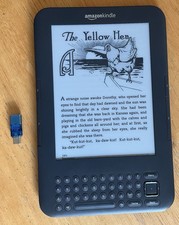 Kindle Keyboard with NEW Battery, MINT Condition, 2 games. Books. Amazon K3