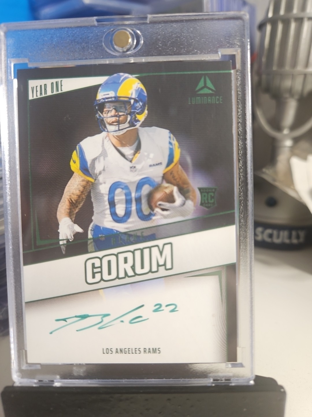 2024 Panini Luminance - Year One Signatures Blake Corum #YOS-BCM (AU, RC)