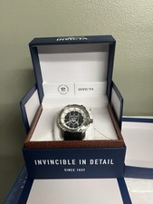 Invicta Men s NFL RAIDERS Model 32028