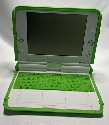 OLPC XO-1 Laptop Computer Includes W/ Battery For Parts