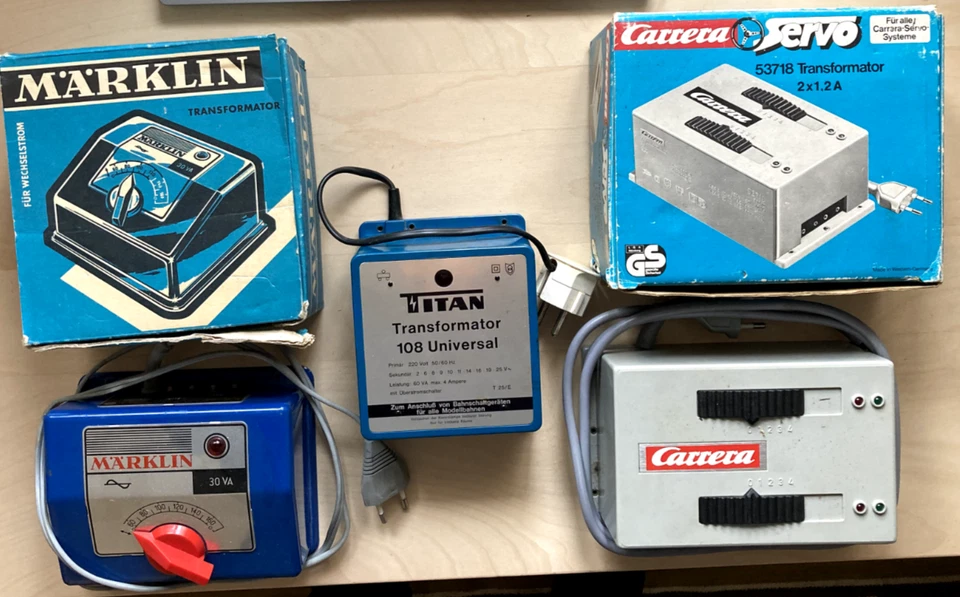 Spur H0, Fa. Märklin/Titan/Carrera, 3x Trafo 30VA/60VA, teilweise mit OVP.