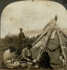 Native American Indian Photo Stereoview 1900 Mi'kmaq Mic Mac Basket Weaving PEI