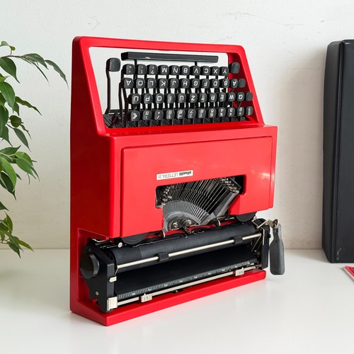 Olivetti Lettera 31 | Typewriter | Working | 1960s | UPS 3-Day to US/CAN