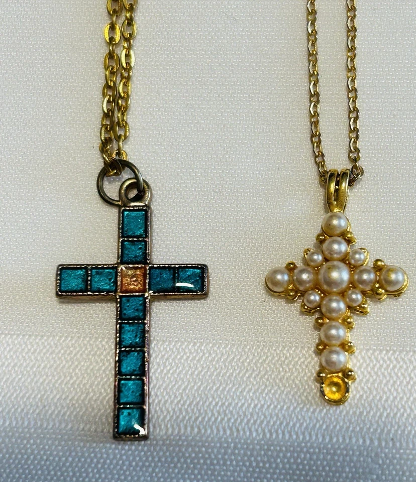Lot 7 Cross Necklaces Small Religious 1-Avon  Gold & Silver Tones 12”-15” Drop - Image 2 of 4