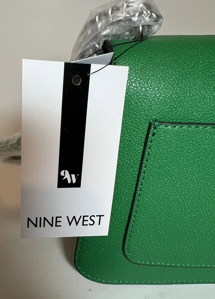 Nine West 斜挎包钱包全新带标签磁性闭合弹簧绿色 9X7X3 耐用 — 第 3/4 张图片