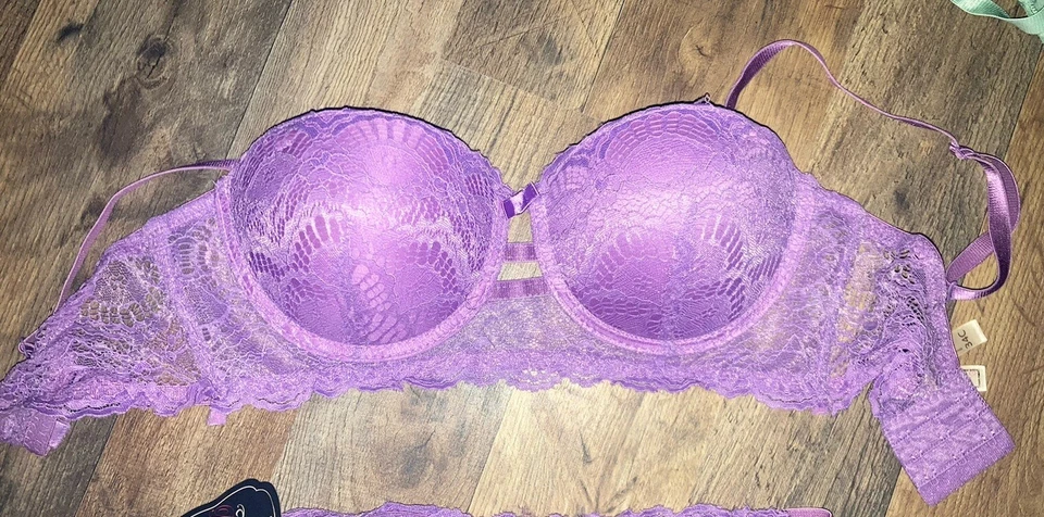 Conjunto de sujetador push up de encaje negro Fushia By Secret para mujer púrpura 34C nuevo con etiquetas Foto 2 de 4