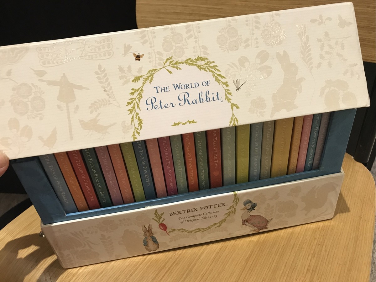 洋書 World of Peter Rabbit (23 Books Box Set) The World of Peter Rabbit The Complete 23 Book Box Set Collection