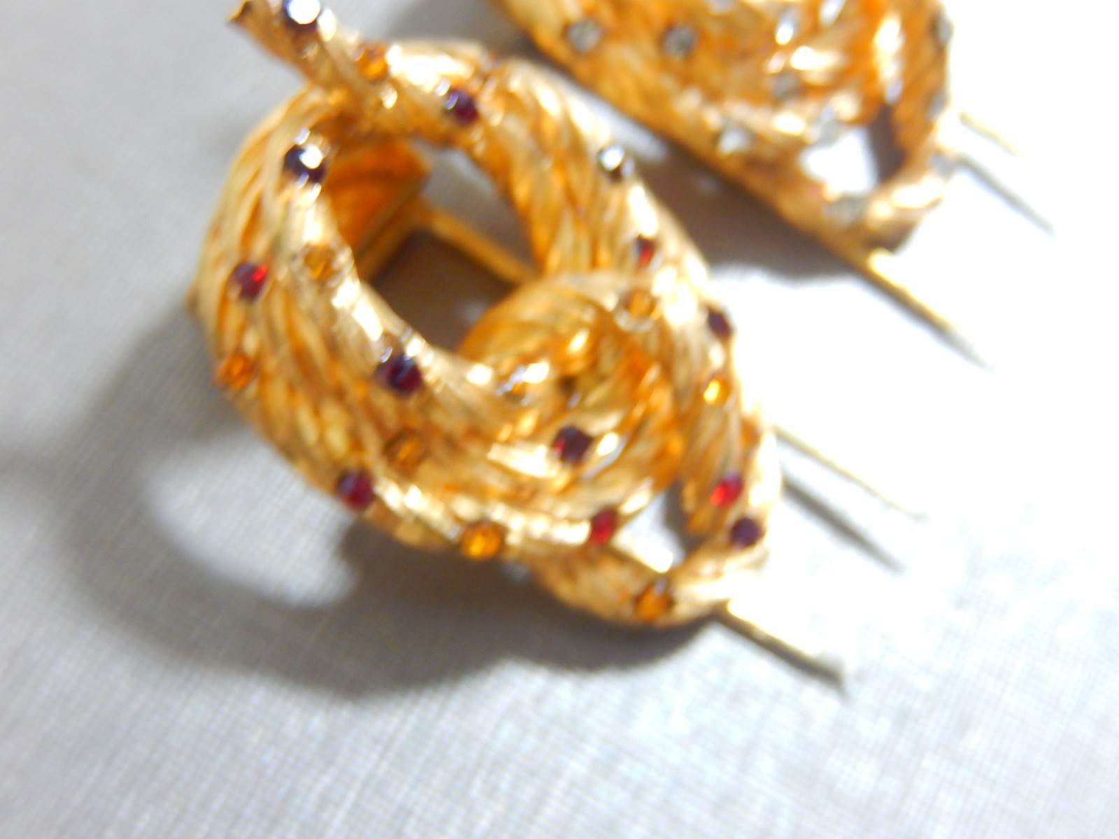 VINTAGE DEPOSE ROGER JEAN-PIERRE FRENCH RHINESTONE PAIR KNOT FUR PINS CLIPS