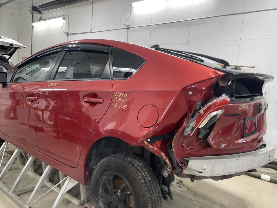 Used Front Left Seat Belt Front fits: 2013 Toyota Prius bucket Prius Plug-in VIN Foto 2 de 4