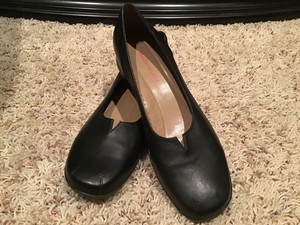 naturalizer low heel dress shoes
