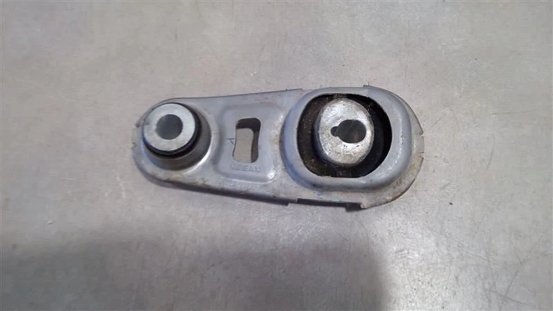 2020-2023 NISSAN SENTRA REAR ENGINE TORQUE ROD MOUNT 11360-6LA0A - Image 2 of 4