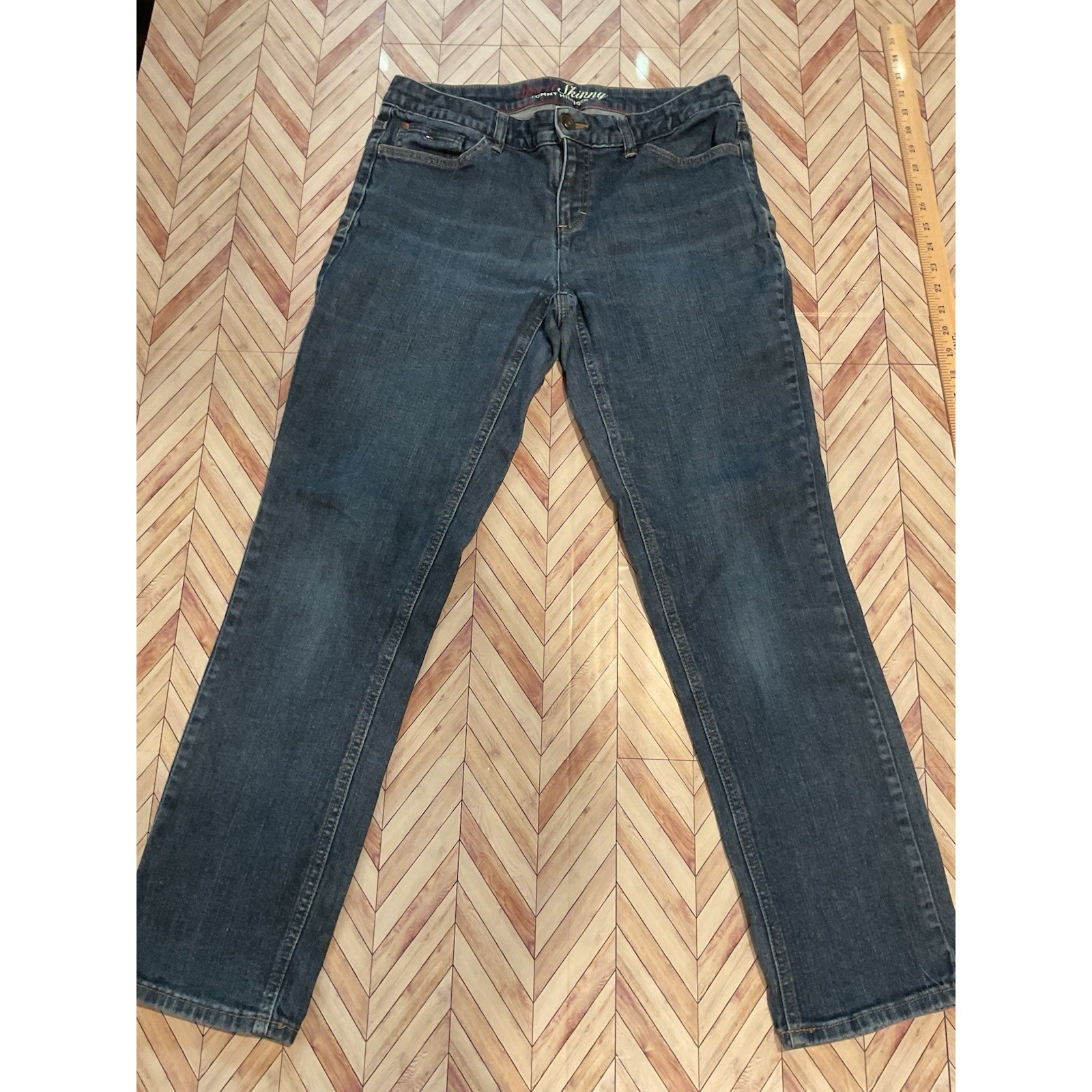 Tommy Hilfiger Spirit Skinny Jeans Womens 10R Medium Wash Blue Denim Mid Rise