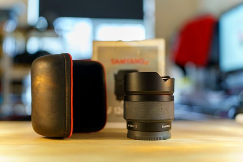 SAMYANG AF 12mm f/2 Lens for Sony E + Hoya 62mm UV filter Used - Picture 2 of 6