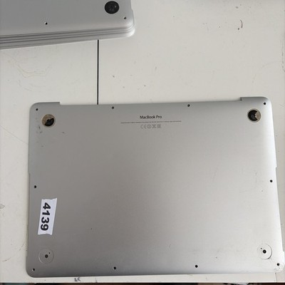 Original Apple MacBook Pro 13'' A1502 Base Plate Cover SKU H