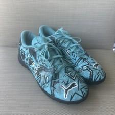 PUMA x Christian Pulisic US Men  s 6, Artificial Ground Soccer Cleats, Note