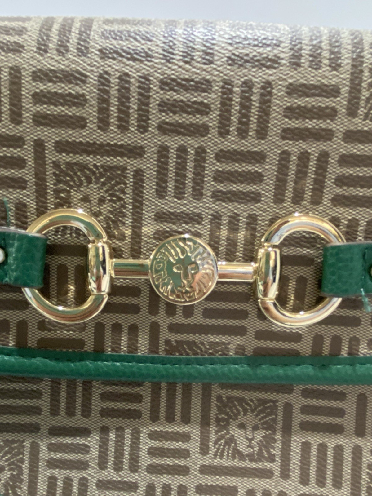 VTG Anne Klein Logo Crossbody Bag Tan w/Rare Green Trim Gold Horsebit Lion Head image 5