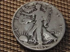 1945 d LIBERTY WALKING SILVER HALF DOLLAR - VERY NICE DETAILS - 90% SILVER