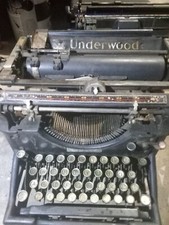 Antique Underwood Portable Typewriter  early1900s thumbnail