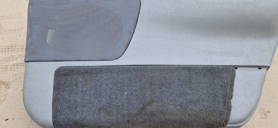 Panel de puerta LINCOLN Continental 1995-97 moldura trasera derecha lado del pasajero Foto 2 de 4