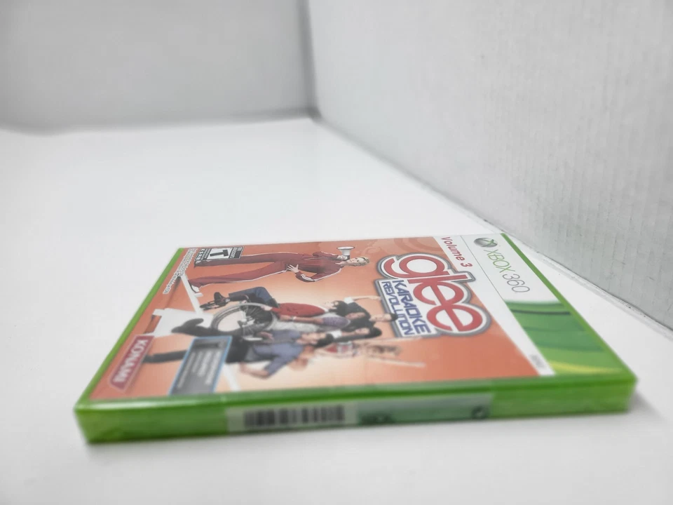 MINT NEW FACTORY SEALED XBOX 360 GLEE KARAOKE REVOLUTION GAME (REQUIRES MIC) O17 - Image 4 of 4