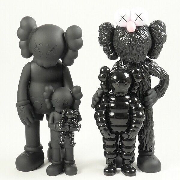 最安値‼️KAWS FAMILY BLACK