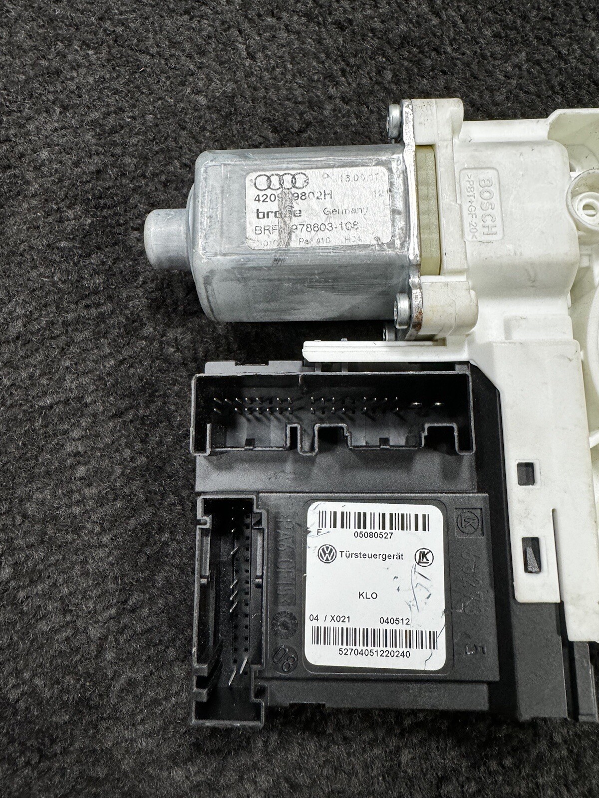 2008-2015 AUDI R8 Right Passenger Window Motor OEM