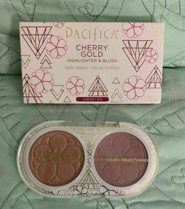 pacifica beauty cherry gold highlighter & blush