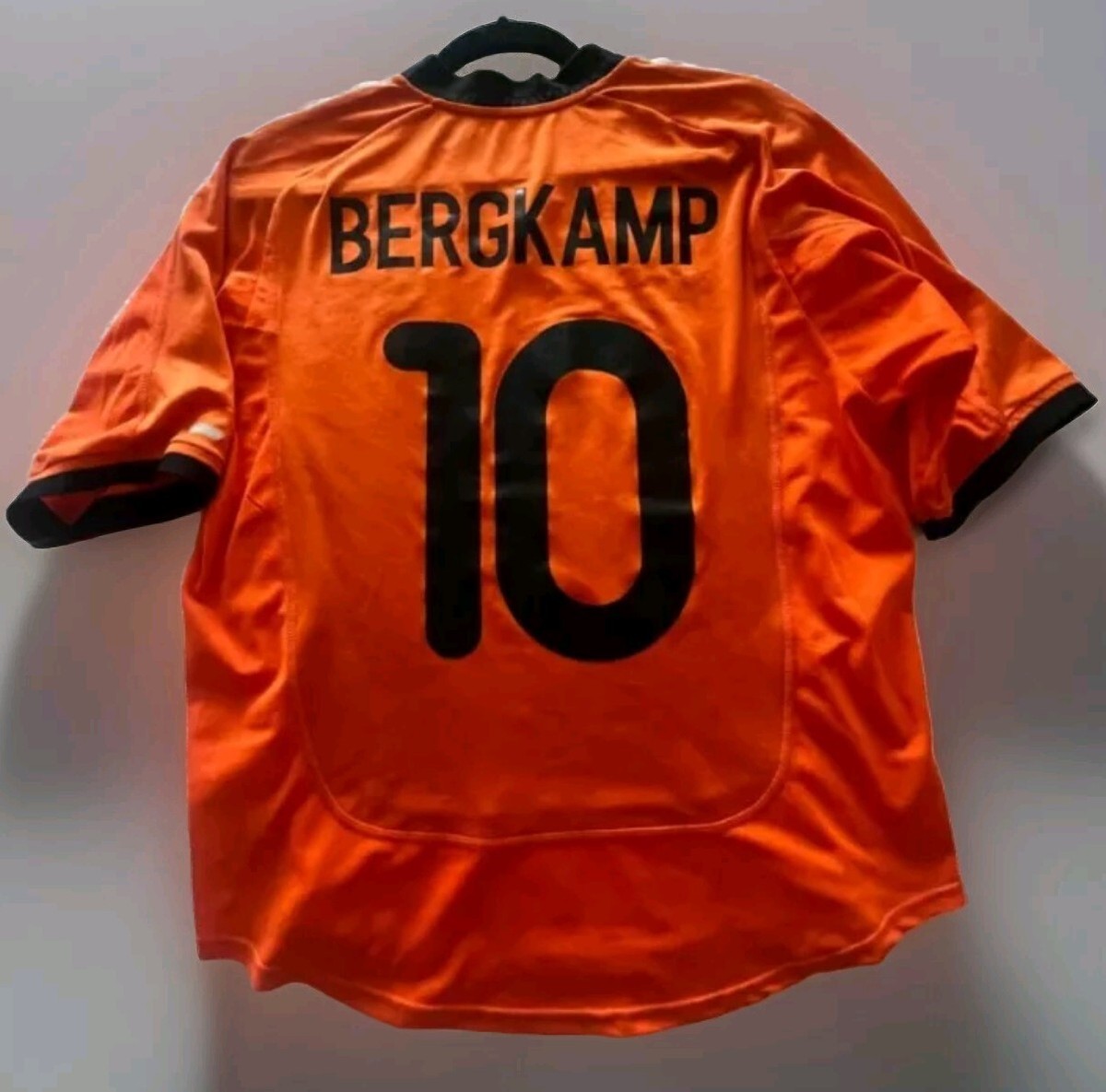 Nike サッカーシャツ ベルカンプ　背番号10　BERGKAMP　オランダ DENNIS BERGKAMP #10 NETHERLANDS 2000 2002 HOME SOCCER JERSEY