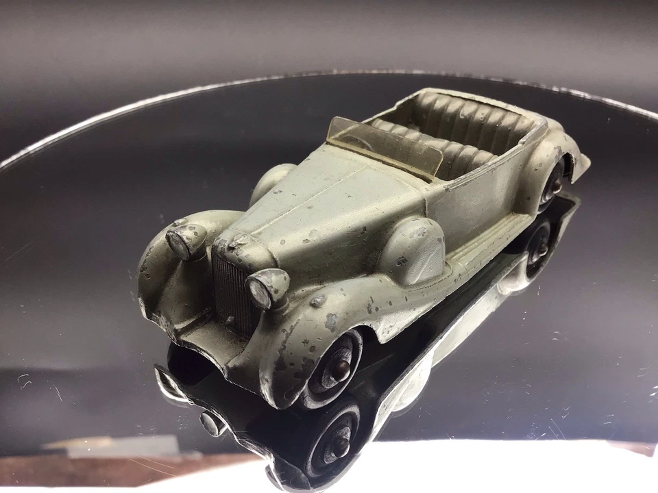 Dinky Toys 38C ~ Lagonda Tourer Open Top (1946-1955) ~ Original Example — 第 4/4 张图片