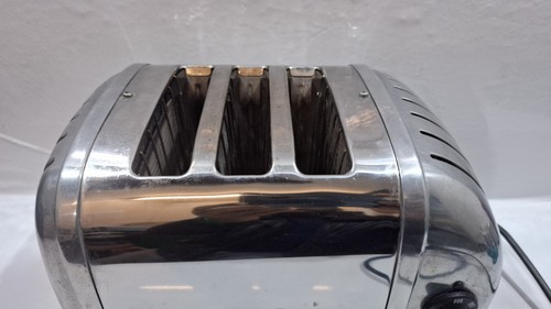 Dualit Classic Combi Three Slot Toaster 3 Slice Chrome / Brushed Stainless Steel - Picture 2 of 17