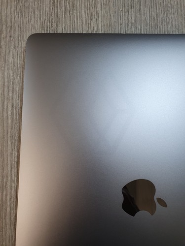 Laptop Apple MacBook Pro A2251 13.3" i7 32GB 512GB SSD Sequoia Grade B EC2402 - Afbeelding 4 van 7