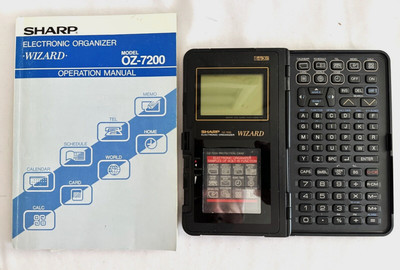 VINTAGE 1989 SHARP WIZARD ORGANIZER OZ-7200 64K WITH OPERATION MANUAL UNTESTED