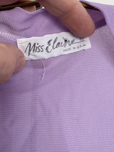 Vintage Petite Small Purple Miss Elaine Silky Nightgown and Robe set - Picture 3 of 12
