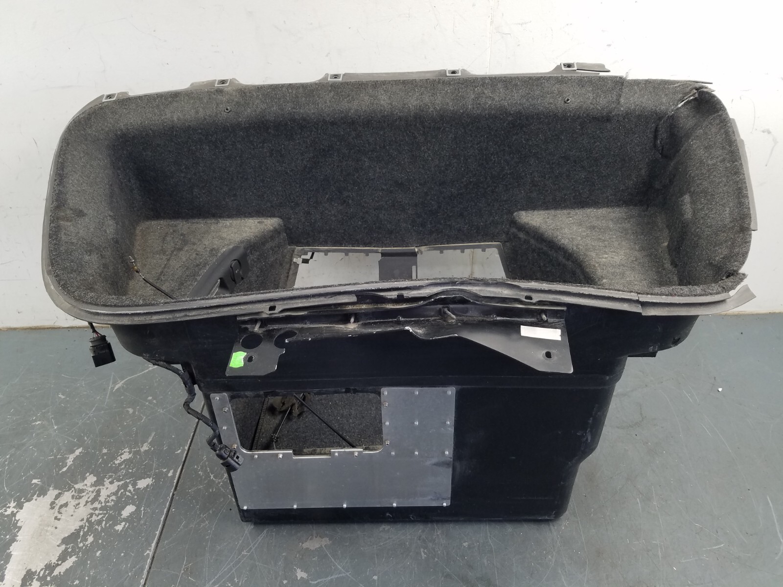 2011 Audi R8 Spyder V10 Front Trunk Tub Assembly - ** #0472 J7