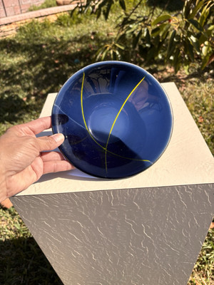Glass Art Fish/blowl 6.5  Navy Blue/ Yellow Stripes Signed C W Smith