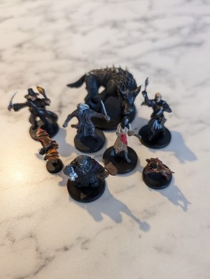Dungeons And Dragons WOTC Unhallowed Figuren Lot ohne Karten