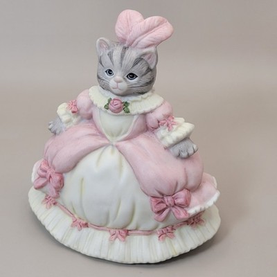 1990 Schmid 4.25'' Kitty Cucumber Cinderella Collection ''Beautiful Cinderella''