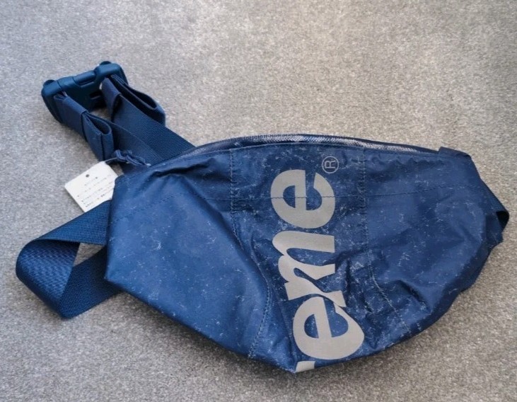 ★2020AW★Supreme Waterproof Reflective Speckled Waist Bag Waterproof Reflective Speckled Waist Bag – Supreme