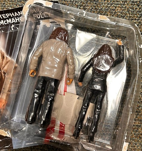 WWE MATTEL BATTLE PACK #49 STEPHANIE MCMAHON & MICK FOLEY FIGURES - Picture 2 of 4