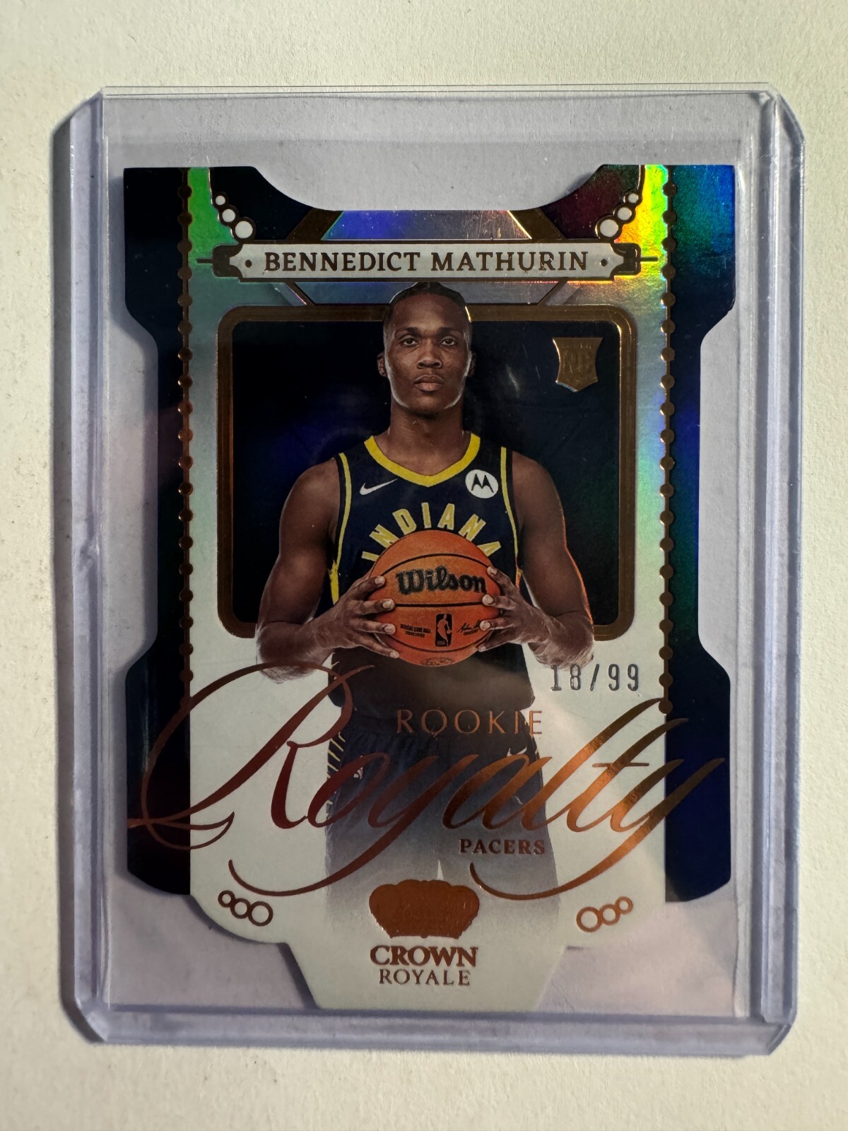 K229,149 - 2022-23 Crown Royale Rookie Royalty #6 Bennedict Mathurin #/99